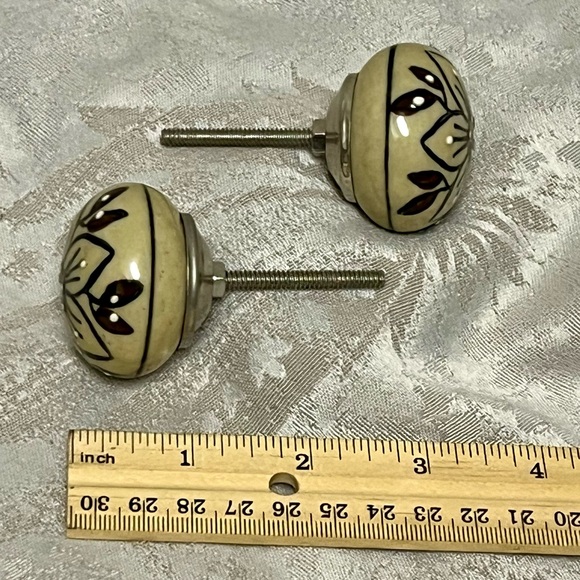 Ceramic Drawer Pulls - Picture 3 of 4